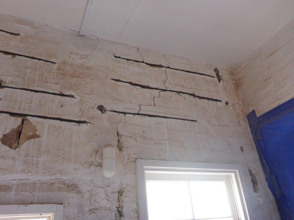 Heritage Listed House Wall Cracks2